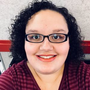 Meet your Posher, Leona